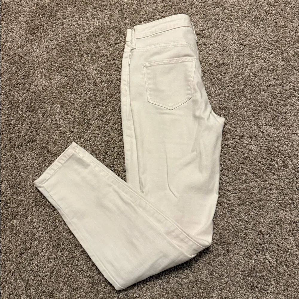 Universal Thread Jeans - Picture 5 of 5